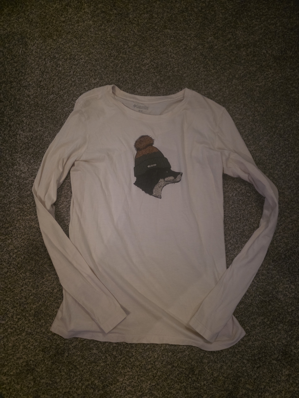 Columbia Light Cream Long Sleeve Tee with Fox Graphic